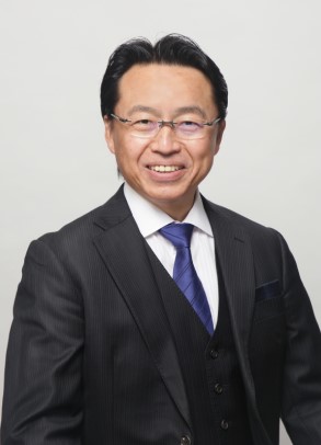 代表取締役社長 岡元 隆徳